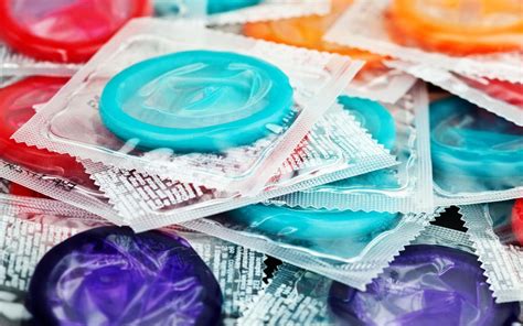 Blowjob ohne Kondom gegen Aufpreis Prostituierte De Panne